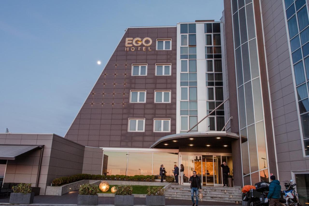 Ego Hotel อังโกนา ภายนอก รูปภาพ
